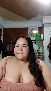 Snapshot of LianaCruzado chatting on July 29, 2026, 3:32 pm LianaCruzado online show from July 29, 2026, 3:32 pm