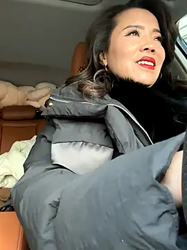 anna yngs online show from January 7, 2026, 4:37 am