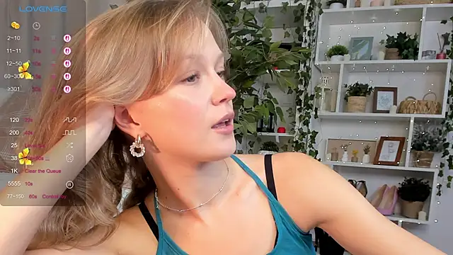 Snapshot of Kara_smalltits chatting on September 24, 2025, 11:46 am Kara smalltits online show from September 24, 2025, 11:46 am