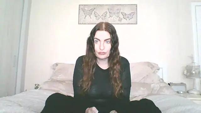 Snapshot of EllaKent chatting on February 10, 2026, 3:38 pm EllaKent online show from February 10, 2026, 3:38 pm