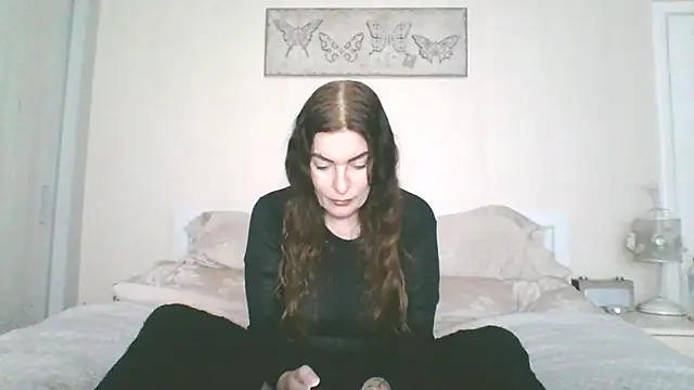 Snapshot of EllaKent chatting on February 12, 2026, 3:40 pm EllaKent online show from February 12, 2026, 3:40 pm