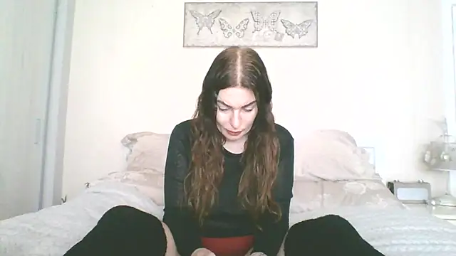 Snapshot of EllaKent chatting on February 22, 2026, 10:25 am EllaKent online show from February 22, 2026, 10:25 am