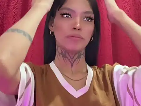 Sugarcandyyy online show from April 11, 2026, 4:28 am