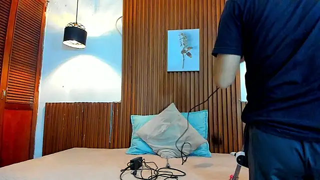 David niet online show from November 6, 2025, 5:36 pm