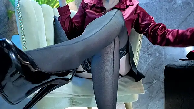 Anxelica Macondo  online show from February 9, 2026, 8:02 pm