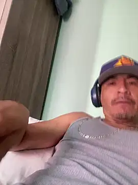 Chillo956 online show from December 19, 2025, 8:27 pm