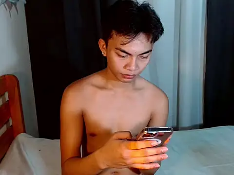 Snapshot of urguy_marco chatting on September 19, 2025, 10:49 am urguy marco online show from September 19, 2025, 10:49 am