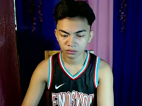 Snapshot of urguy_marco chatting on September 29, 2025, 1:11 am urguy marco online show from September 29, 2025, 1:11 am