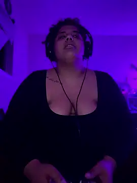 Snapshot of 1n0nlythroat chatting on January 17, 2026, 9:03 am 1n0nlythroat online show from January 17, 2026, 9:03 am