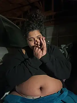 Snapshot of 1n0nlythroat chatting on January 19, 2026, 11:25 am 1n0nlythroat online show from January 19, 2026, 11:25 am