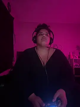 Snapshot of 1n0nlythroat chatting on February 7, 2026, 8:51 am 1n0nlythroat online show from February 7, 2026, 8:51 am