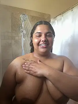 Snapshot of 1n0nlythroat chatting on February 13, 2026, 8:16 pm 1n0nlythroat online show from February 13, 2026, 8:16 pm