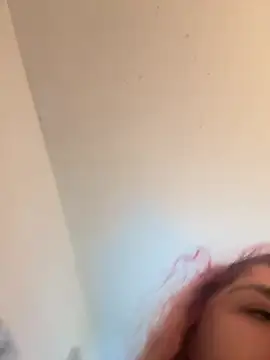 1n0nlythroat online show from May 5, 2026, 9:45 pm