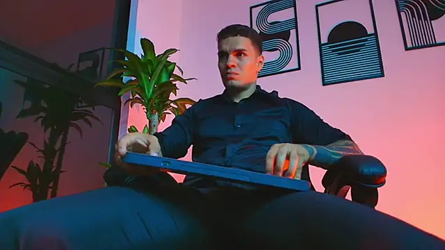 ALPHA DOMINUS  online show from March 25, 2026, 3:45 am