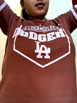 Snapshot of misharani00 chatting on October 5, 2025, 2:21 am misharani00 online show from October 5, 2025, 2:21 am