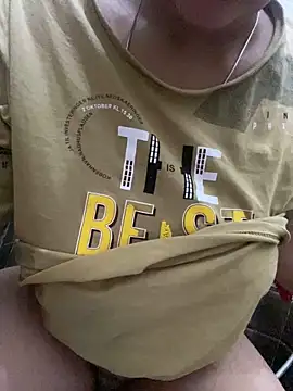 Snapshot of misharani00 chatting on October 26, 2025, 12:49 am misharani00 online show from October 26, 2025, 12:49 am