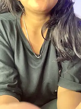 Snapshot of misharani00 chatting on November 10, 2025, 5:01 pm misharani00 online show from November 10, 2025, 5:01 pm