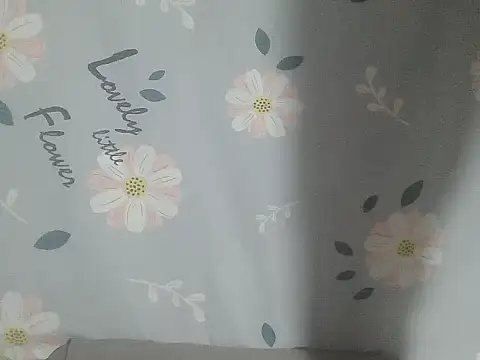 pretty asian xx online show from March 12, 2026, 12:44 pm