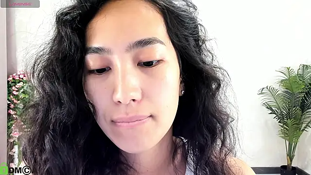 FlirtyAura online show from October 9, 2025, 1:47 am