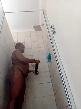 Snapshot of SativaHot96 chatting on February 15, 2026, 8:02 am SativaHot96 online show from February 15, 2026, 8:02 am