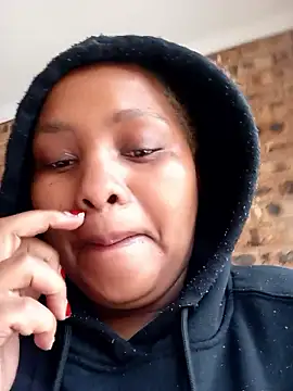 Snapshot of SativaHot96 chatting on April 8, 2026, 9:20 am SativaHot96 online show from April 8, 2026, 9:20 am