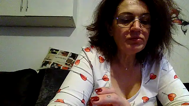 RubyyRosee online show from January 12, 2026, 9:58 am