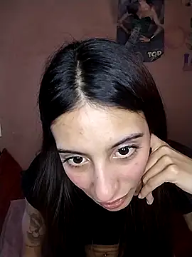 M4tute online show from September 17, 2025, 9:05 pm