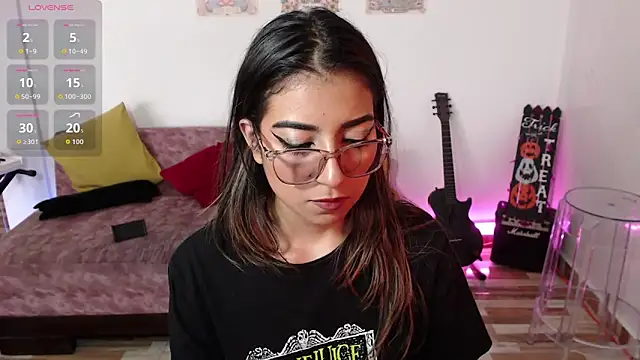 Snapshot of Susanahendrix chatting on November 1, 2025, 6:32 pm Susanahendrix online show from November 1, 2025, 6:32 pm