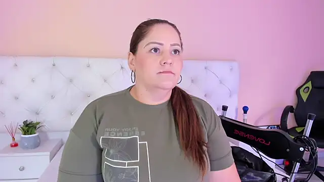 katte landerr online show from October 4, 2025, 1:31 pm