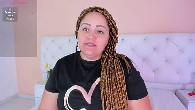 katte landerr online show from October 25, 2025, 1:07 pm