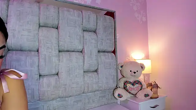 KatySweetas online show from February 22, 2026, 7:34 pm