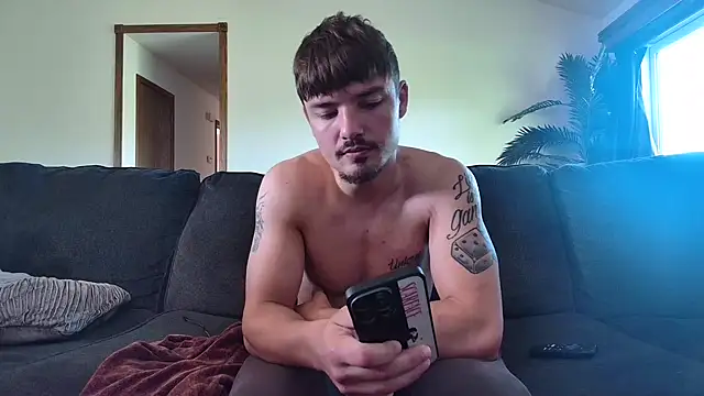 derekmontana2 online show from June 15, 2026, 2:30 pm