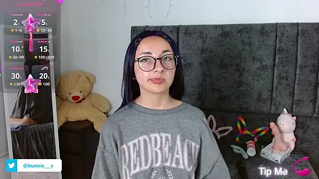 Snapshot of Littlee_Bunny_ chatting on September 24, 2025, 10:40 am Littlee Bunny online show from September 24, 2025, 10:40 am