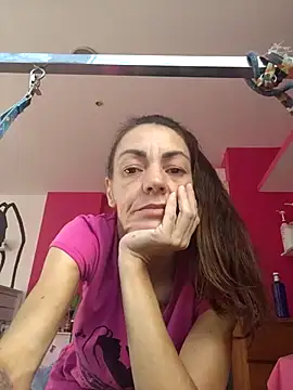 Eimikuro11 online show from October 24, 2025, 8:00 am