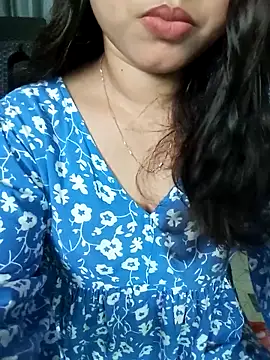 babyangela14 online show from September 17, 2025, 5:09 am