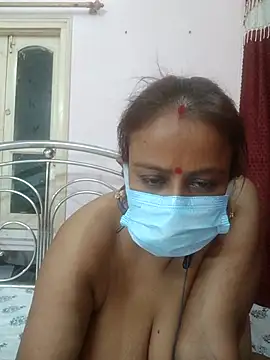 Snapshot of Barna_Love chatting on June 10, 2026, 2:05 pm Barna Love online show from June 10, 2026, 2:05 pm