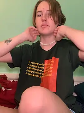 angelbliss10100 online show from November 2, 2025, 4:42 pm