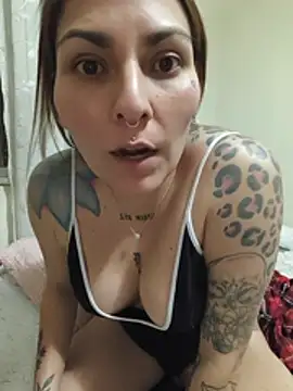 Snapshot of xjuanaxmaldadxxx chatting on June 27, 2026, 5:56 am xjuanaxmaldadxxx online show from June 27, 2026, 5:56 am