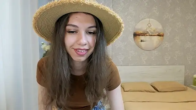 KellyShines online show from July 7, 2026, 7:23 am