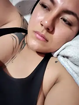 Snapshot of Megara_25 chatting on September 30, 2025, 12:26 am Megara 25 online show from September 30, 2025, 12:26 am