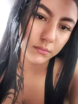 Megara 25 online show from December 1, 2025, 11:54 pm