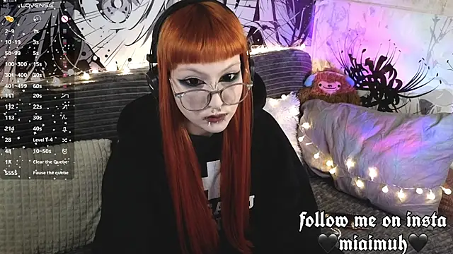 mia  yui online show from February 20, 2026, 7:03 pm