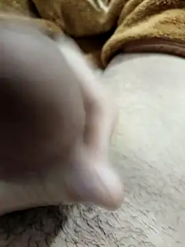 Snapshot of Zepe_12 chatting on January 14, 2026, 10:14 pm Zepe 12 online show from January 14, 2026, 10:14 pm