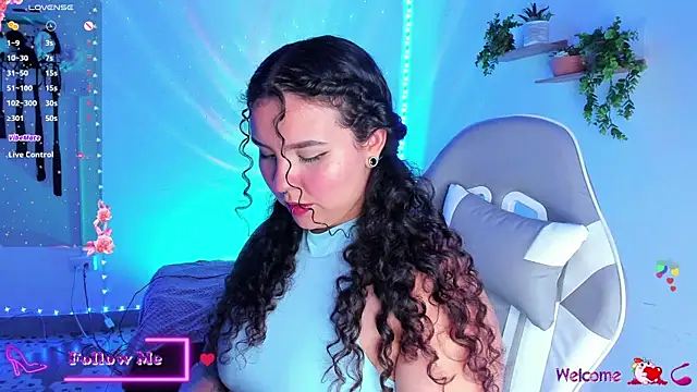 Snapshot of meggan_millerr chatting on November 29, 2025, 4:54 pm meggan millerr online show from November 29, 2025, 4:54 pm