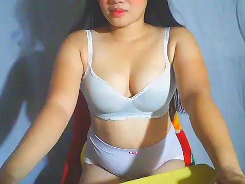 Katie Winslet online show from March 15, 2026, 5:46 am