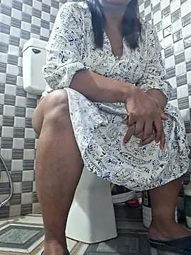 Snapshot of SIMIHOT chatting on October 10, 2025, 9:19 am SIMIHOT online show from October 10, 2025, 9:19 am