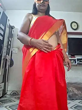 Snapshot of SIMIHOT chatting on October 26, 2025, 8:42 am SIMIHOT online show from October 26, 2025, 8:42 am