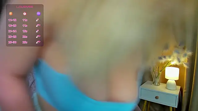 Snapshot of Marie_Ellie chatting on March 10, 2026, 1:54 am Marie Ellie online show from March 10, 2026, 1:54 am