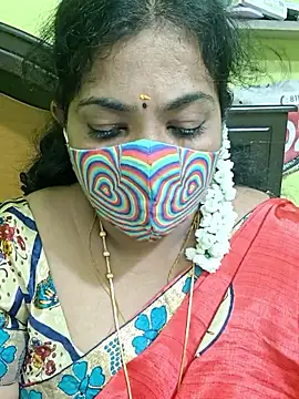 Snapshot of Tamil_Mithra chatting on June 18, 2026, 4:00 pm Tamil Mithra online show from June 18, 2026, 4:00 pm