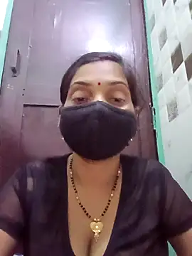 Payal-001 online show from October 26, 2025, 9:53 pm